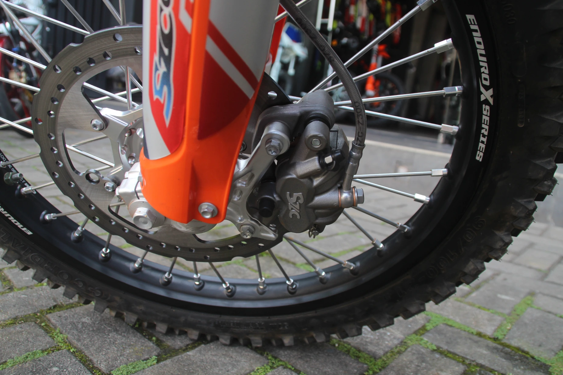 Motor Hengjian S8-Z330 2 tak 330cc tersedia di MIDS Motor Indonesia